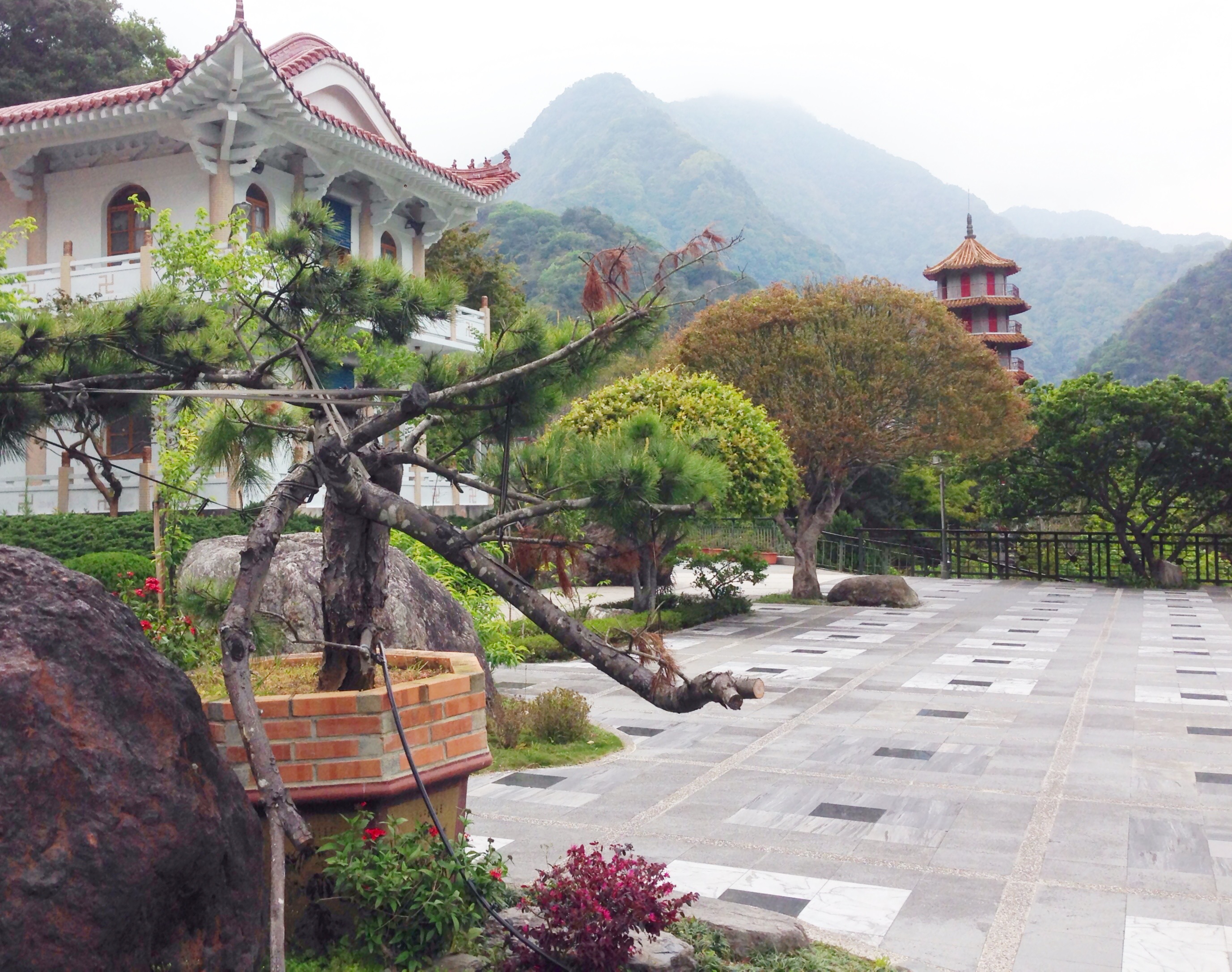 Hell Bodhisattva Temple | Tarako National Park | Taiwan - training meditation and mantra, buddhist meditation, 4 noble truthes